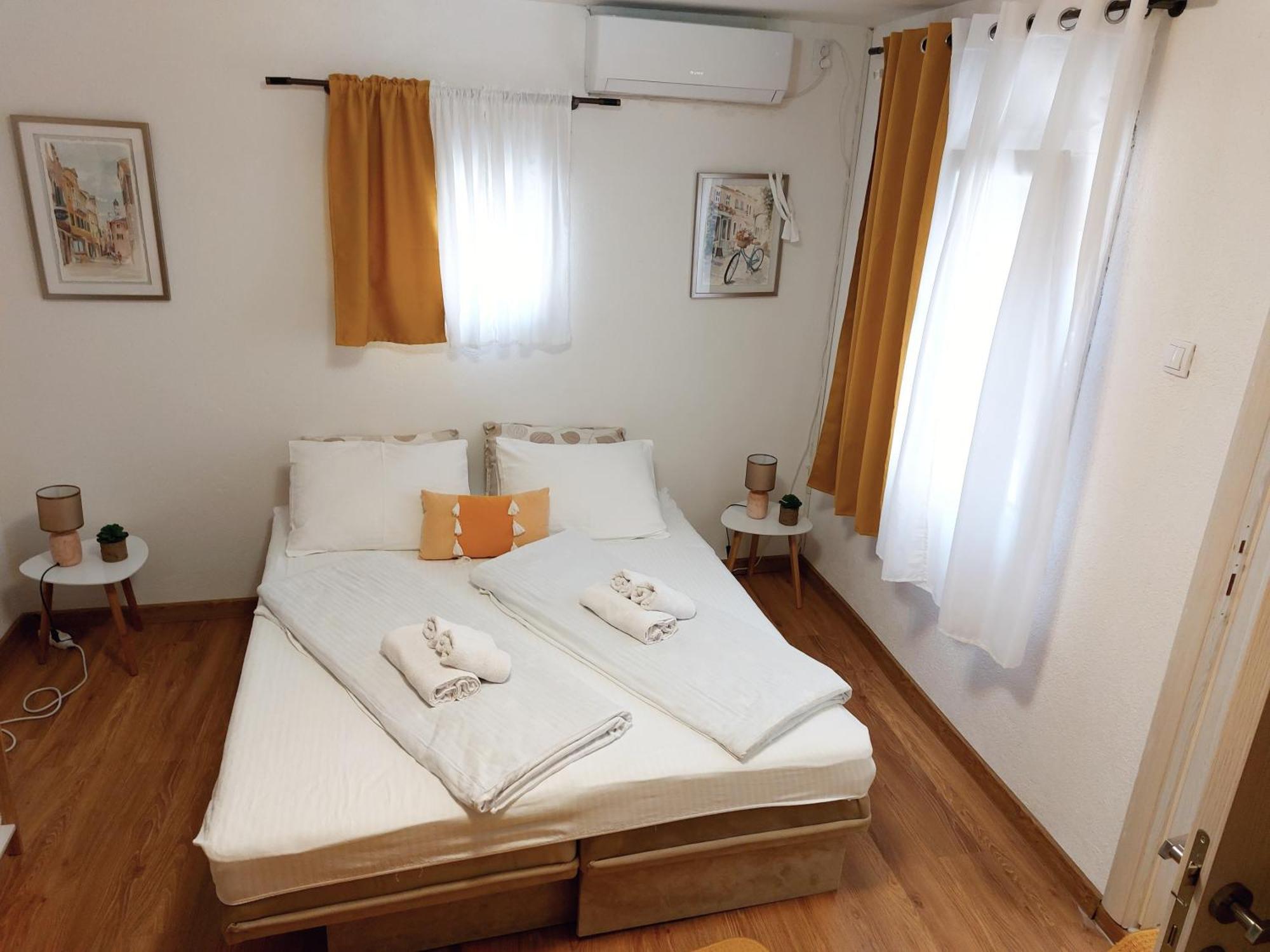 Ljubovic Apartman Podgorica Esterno foto