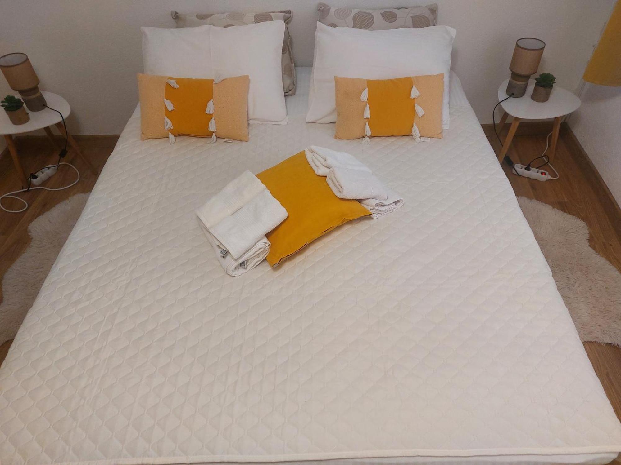 Ljubovic Apartman Podgorica Esterno foto